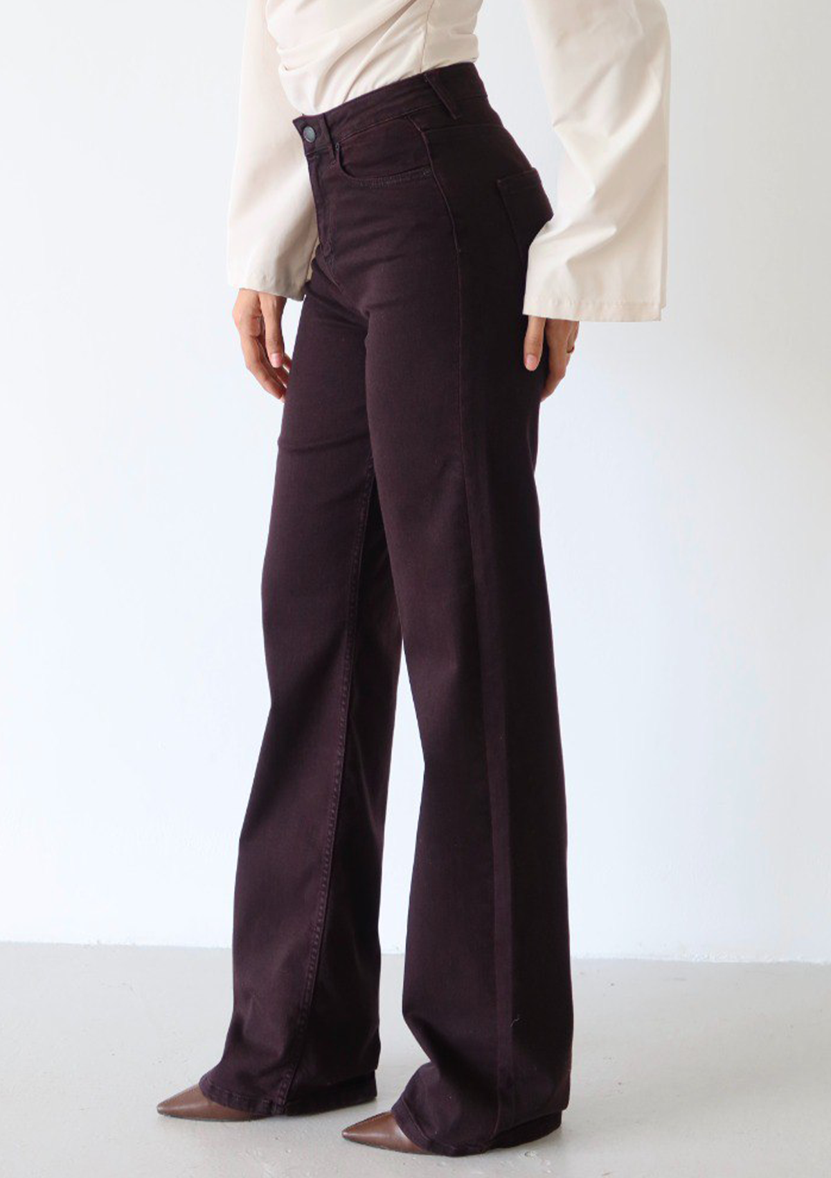 Nita Wine Straight Jean — half body side view showing high-rise waist and straight leg fit in wine wash | Mia & Luna